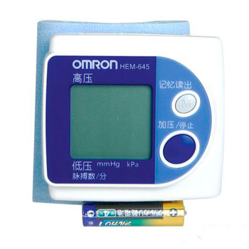 欧姆龙电子血压计 HEM-645型